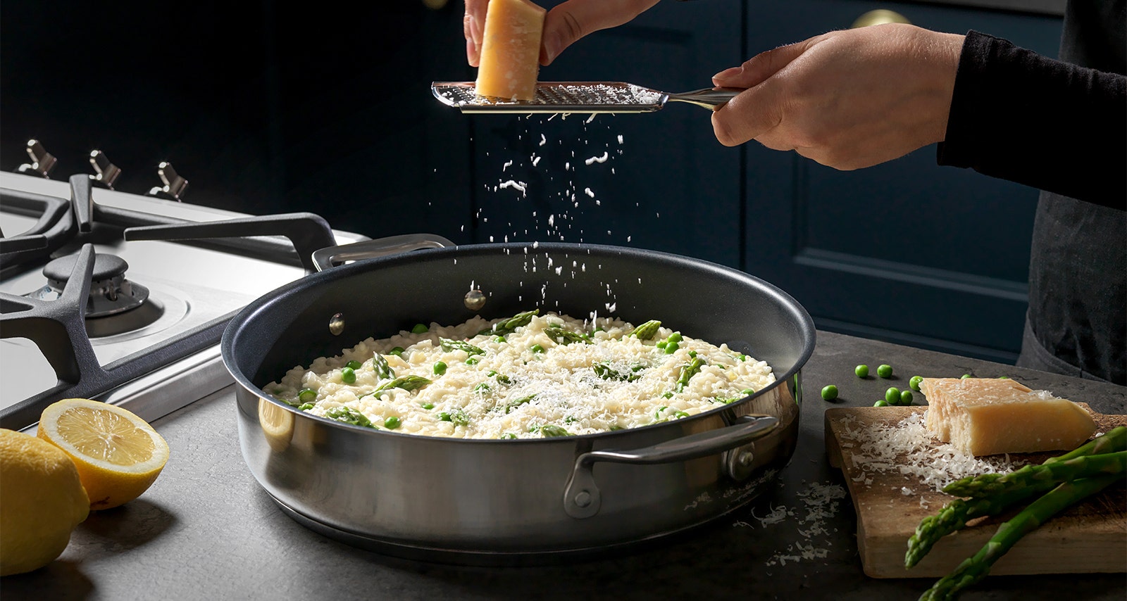 Stellar Profile 28cm Sauteuse Pan, Non-Stick
